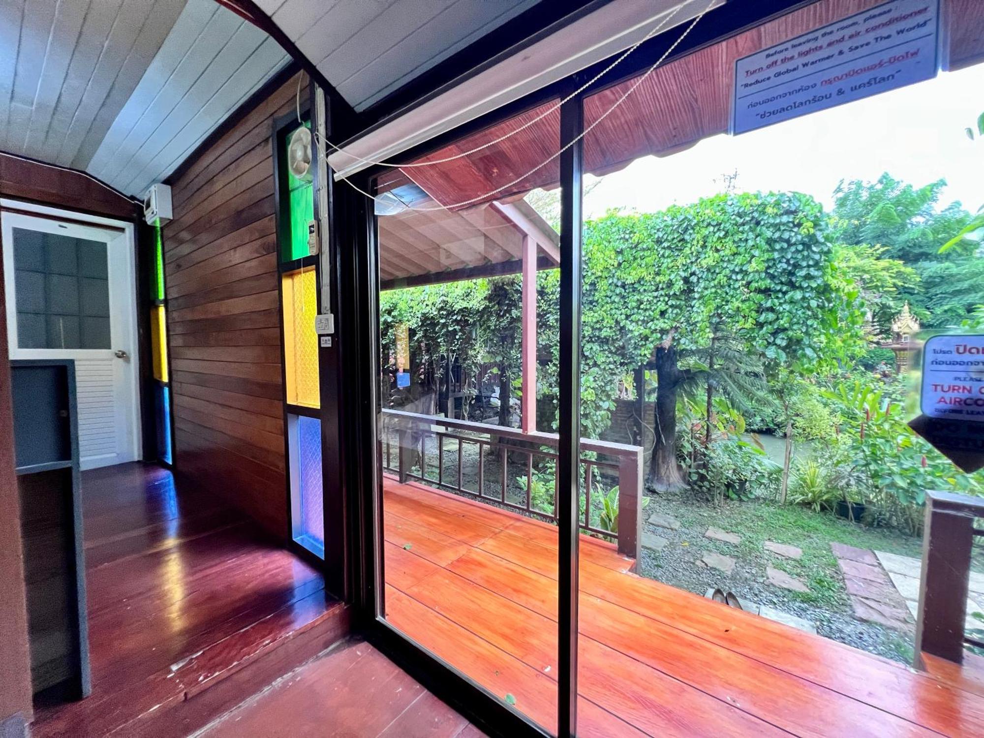 Mrt Riverside Sampran มิสเตอร์ที โฮมสเตย์-ช้องนาง Kültér fotó